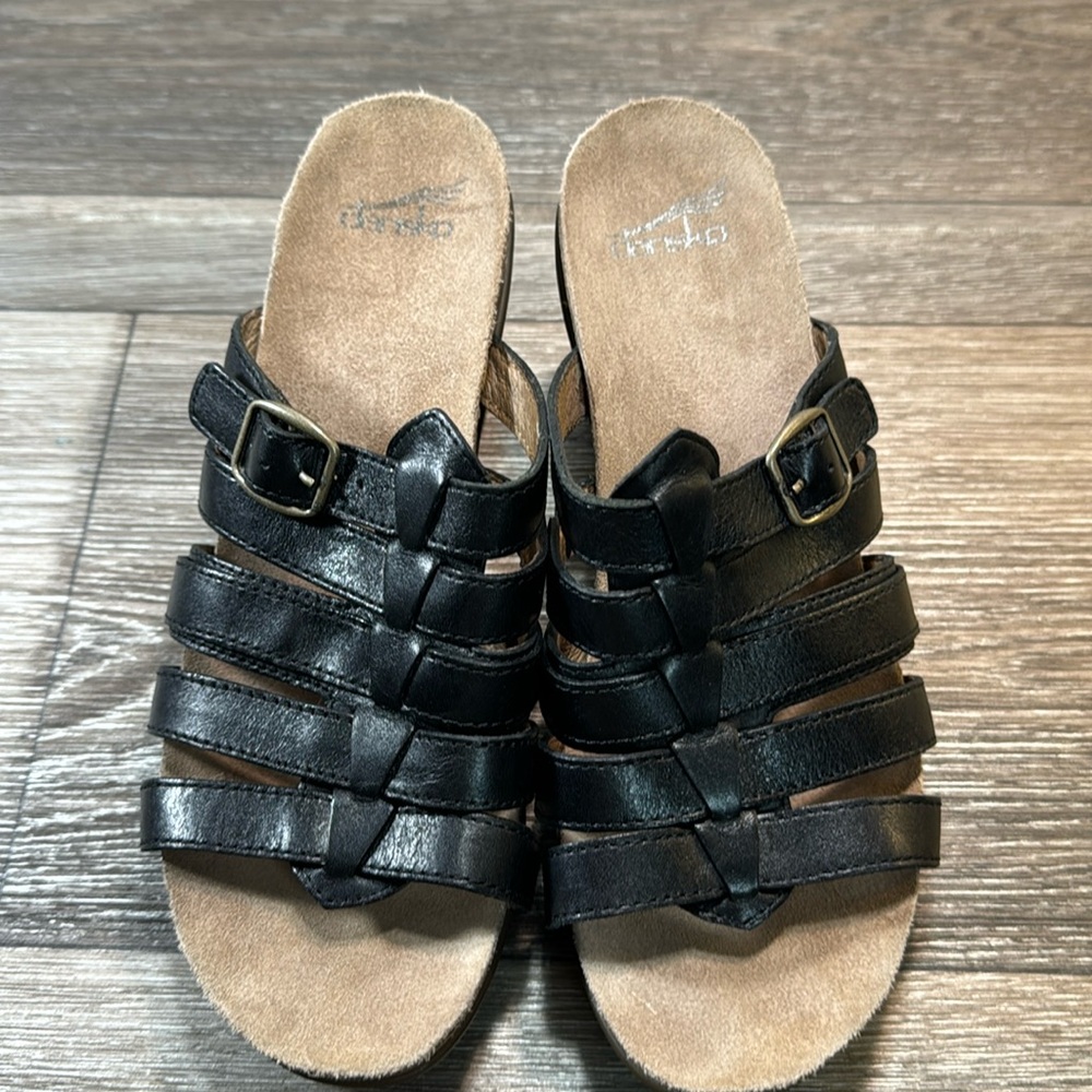 Dansko sandals woman’s size 38